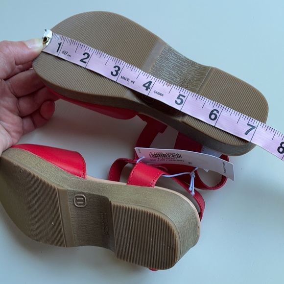 Old Navy | Red Cutout T-Strap Maryjane Clogs | 11T - Picture 10 of 12